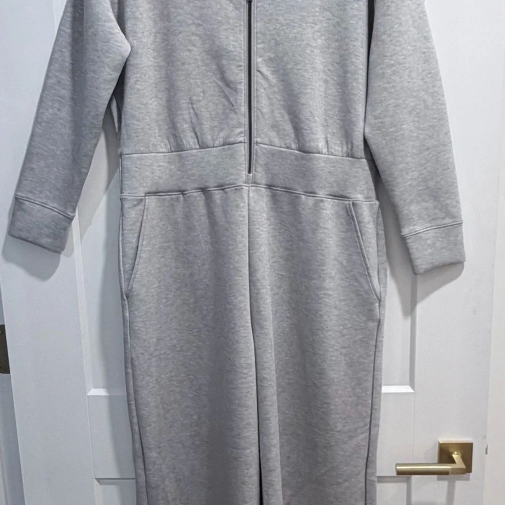 SPANX Light Gray Wide Leg Jumpsuit - Picture 3 of 4